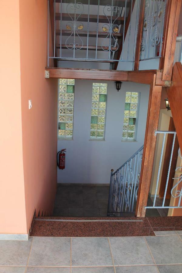 Victoria'S Apartments Dilinata Екстер'єр фото