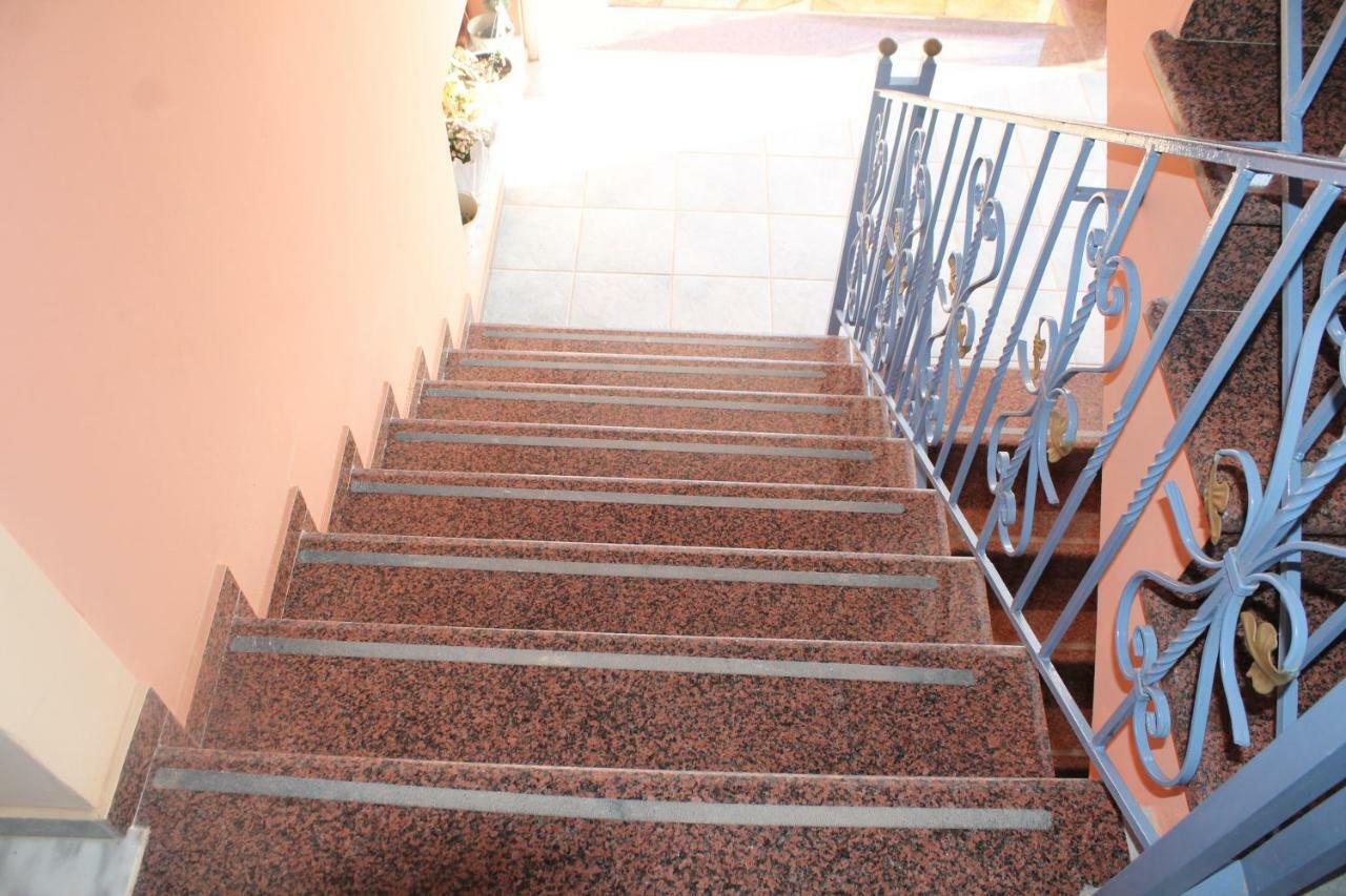 Victoria'S Apartments Dilinata Екстер'єр фото